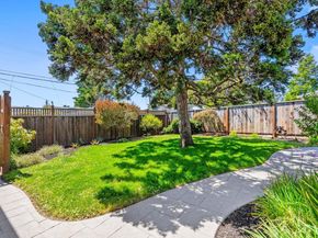 1055 View Way, Pacifica CA 94044