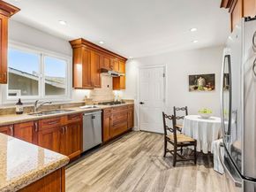 1055 View Way, Pacifica CA 94044
