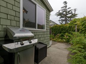 216 Cypress Avenue, Santa Cruz CA 95062