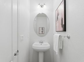 231 Peppermint Tree Terrace 3, Sunnyvale CA 94086