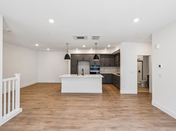806 Redberry Way, San Jose CA 95117