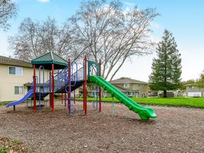 902 Gilchrist 3, San Jose CA 95133