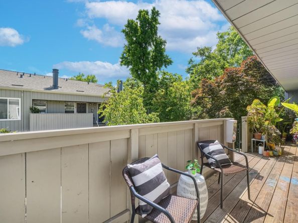 909 Apricot Avenue C, Campbell CA 95008