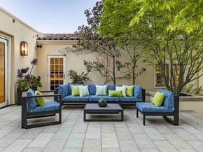 428 Maple Street, Palo Alto CA 94301