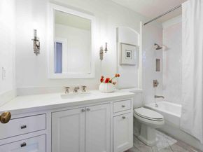 428 Maple Street, Palo Alto CA 94301