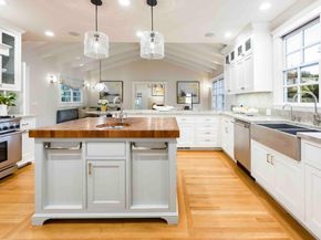428 Maple Street, Palo Alto CA 94301