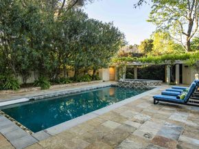 428 Maple Street, Palo Alto CA 94301