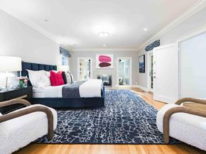 428 Maple Street, Palo Alto CA 94301