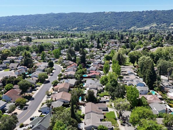5550 Black Avenue, Pleasanton CA 94566