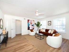 1915 Mount Vernon Court 15, Mountain View CA 94040