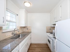 1915 Mount Vernon Court 15, Mountain View CA 94040
