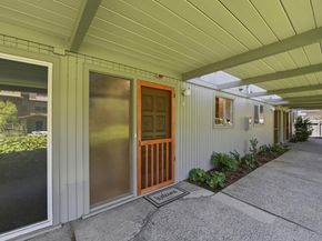 2047 Montecito Avenue 2, Mountain View CA 94043