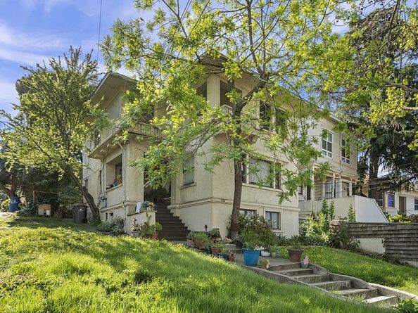 326 Athol Avenue, Oakland CA 94606