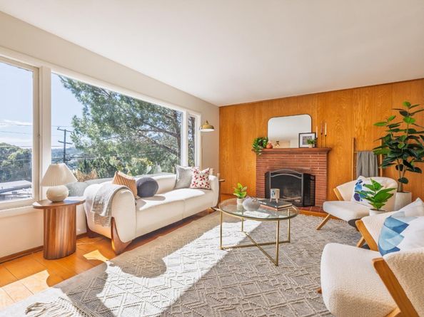 2218 Ewell Road, Belmont CA 94002
