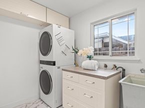 1985 Minna Way, San Jose CA 95124