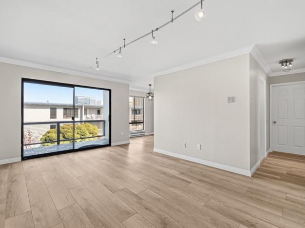 8 Commodore Drive C457, Emeryville CA 94608