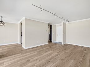 8 Commodore Drive C457, Emeryville CA 94608