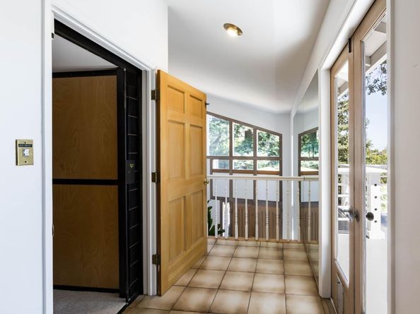 927 Continental Drive, Menlo Park CA 94025