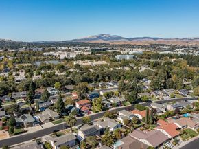7814 Knollbrook Drive, Pleasanton CA 94588