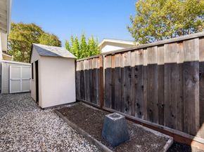 7814 Knollbrook Drive, Pleasanton CA 94588