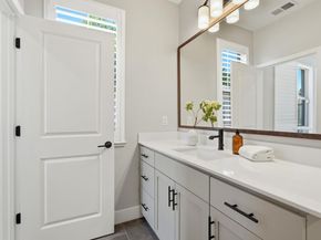 560 Saint Remi Terrace 1, Sunnyvale CA 94085
