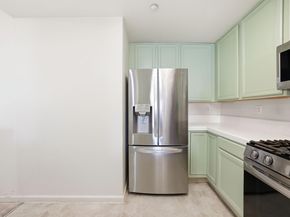 607 Arcadia Terrace 204, Sunnyvale CA 94085