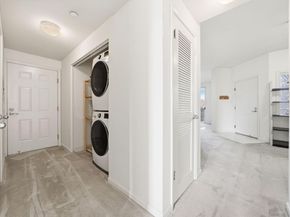 607 Arcadia Terrace 204, Sunnyvale CA 94085