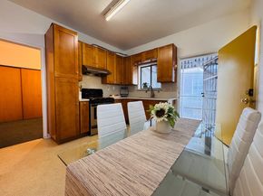 2737 12th Avenue, Oakland CA 94606