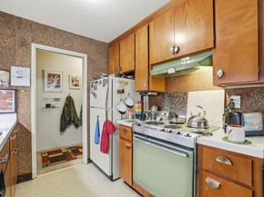 Castro, Mountain View CA 94040