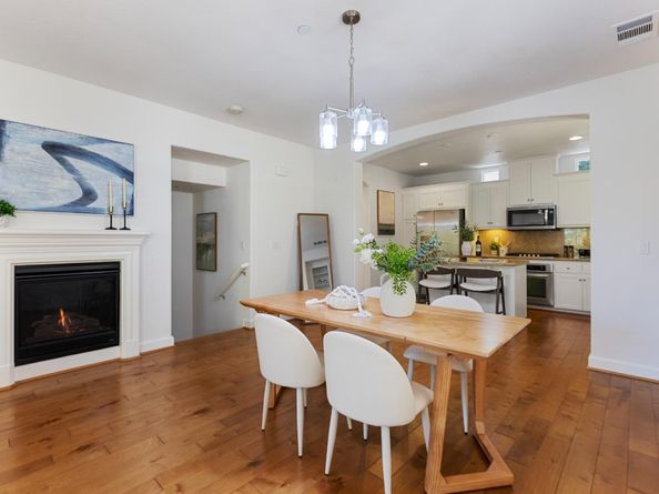211 Okeefe Way, Mountain View CA 94041