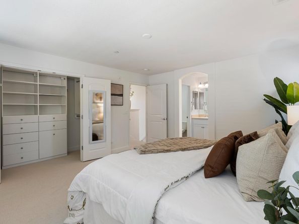 211 Okeefe Way, Mountain View CA 94041
