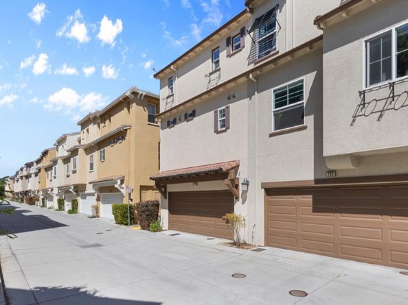 211 Okeefe Way, Mountain View CA 94041