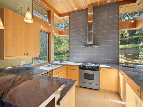 28140 Story Hill Lane, Los Altos Hills CA 94022