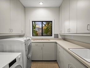 28140 Story Hill Lane, Los Altos Hills CA 94022