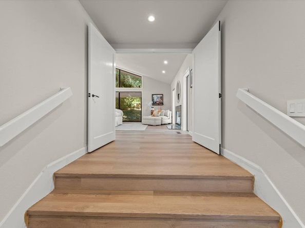 28140 Story Hill Lane, Los Altos Hills CA 94022