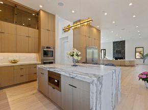 18071 Saratoga Los Gatos Road, Monte Sereno CA 95030