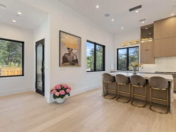 18071 Saratoga Los Gatos Road, Monte Sereno CA 95030