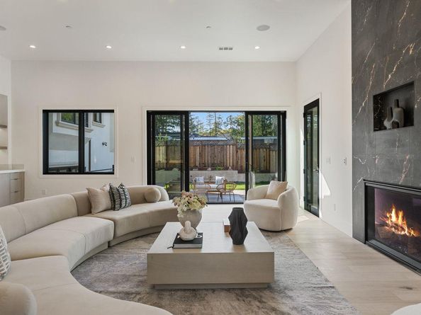 18071 Saratoga Los Gatos Road, Monte Sereno CA 95030