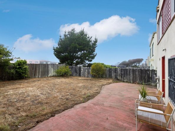 1360 S Mayfair Avenue, Daly City CA 94015