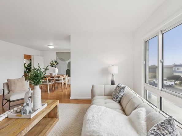 1360 S Mayfair Avenue, Daly City CA 94015
