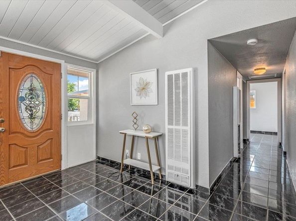 1877 Darwin Way, San Jose CA 95122