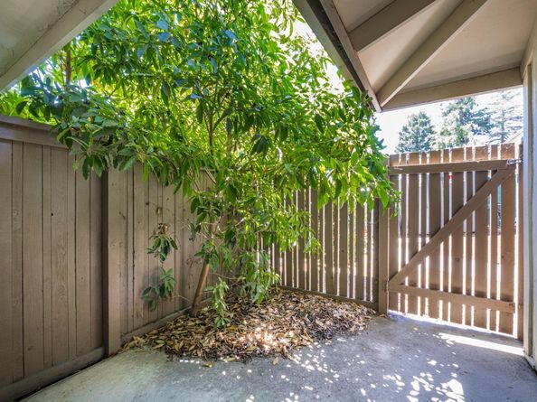 104 Castillion Terrace, Santa Cruz CA 95060