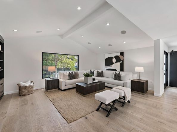 1820 Santa Cruz Avenue, Menlo Park CA 94025