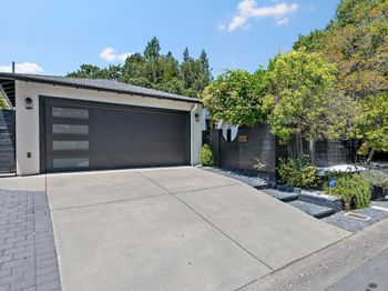 1820 Santa Cruz Avenue