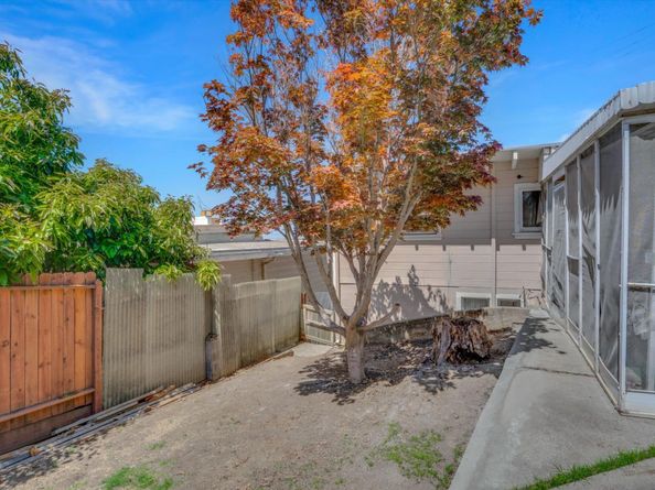 2084 167th Avenue, San Leandro CA 94578