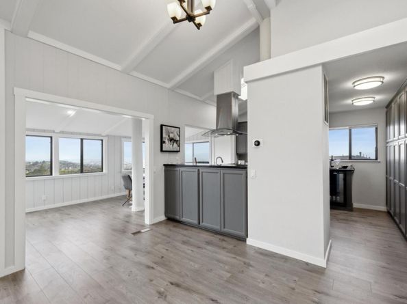 560 California Way, Woodside CA 94062