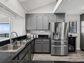 560 California Way, Woodside CA 94062