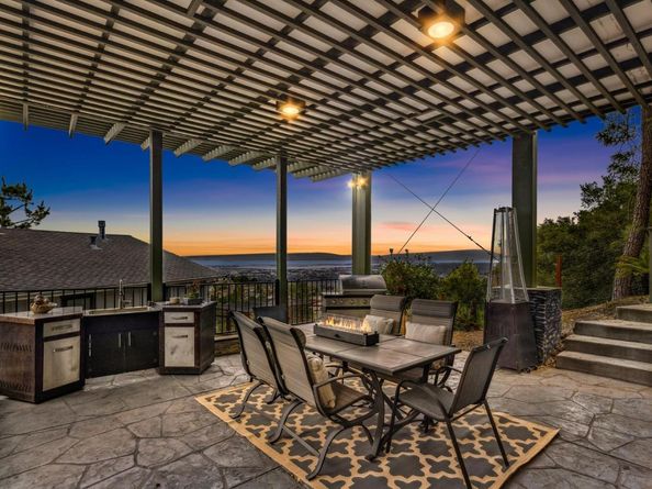 560 California Way, Woodside CA 94062