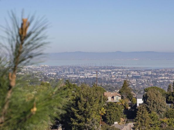 560 California Way, Woodside CA 94062