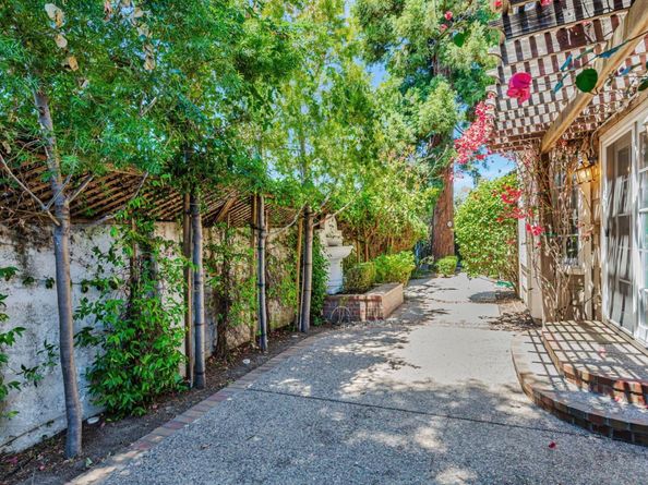 100 Danbury Lane, Redwood City CA 94061